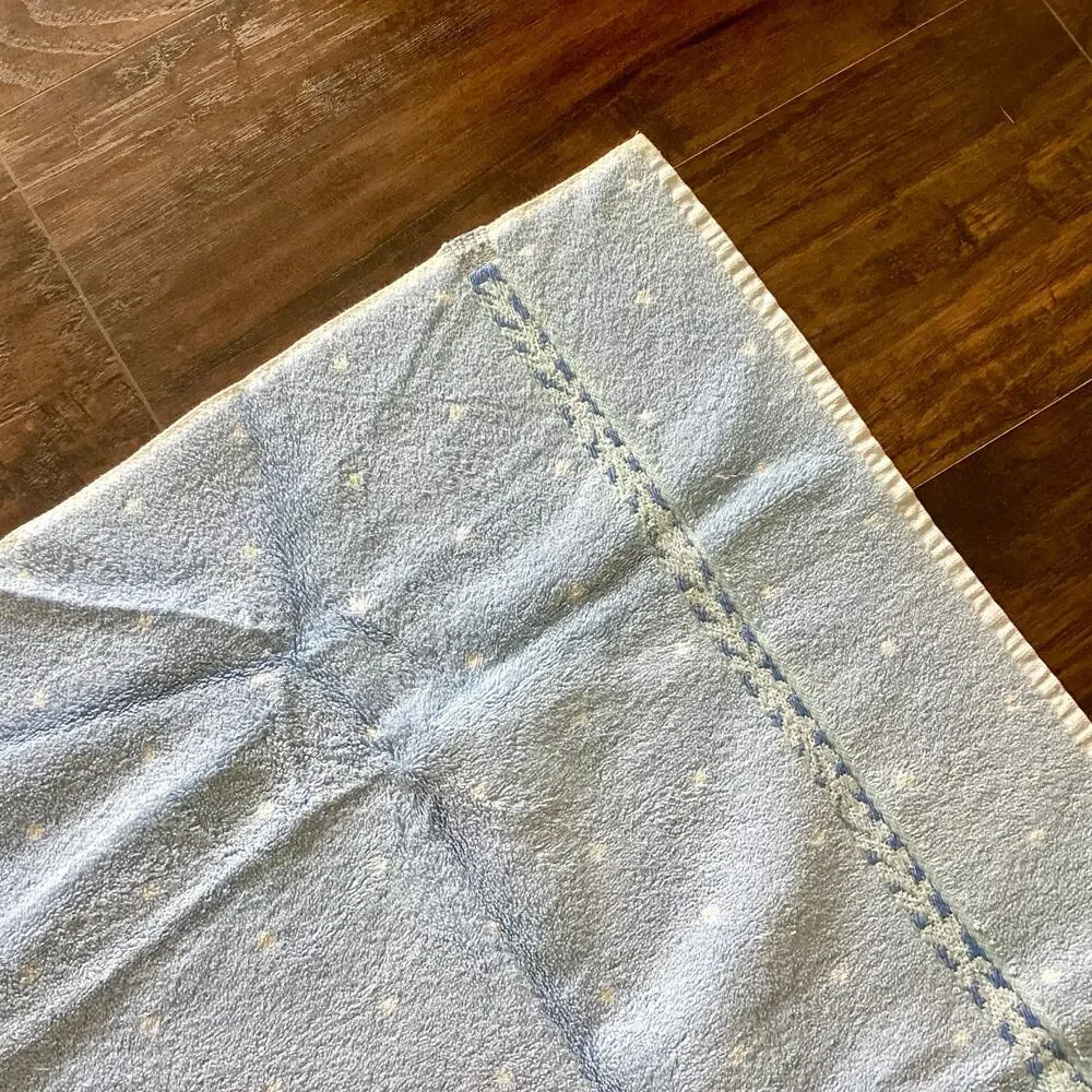 Vintage WestPoint Stevens Bath Towel